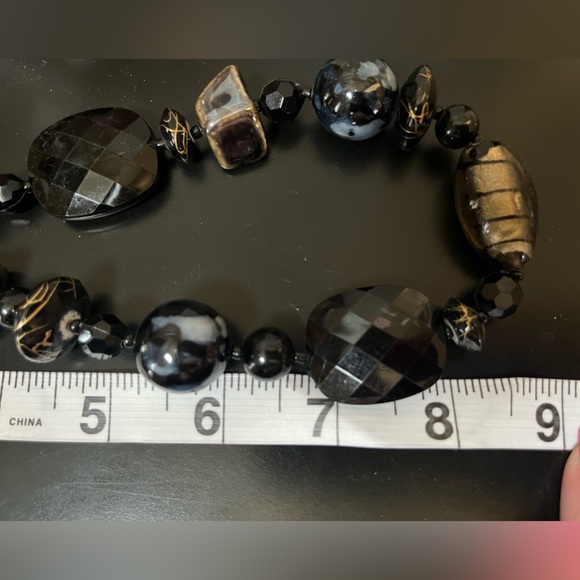 Vintage Black Beaded Necklace with Adjustment Closure - Picture 3 of 10